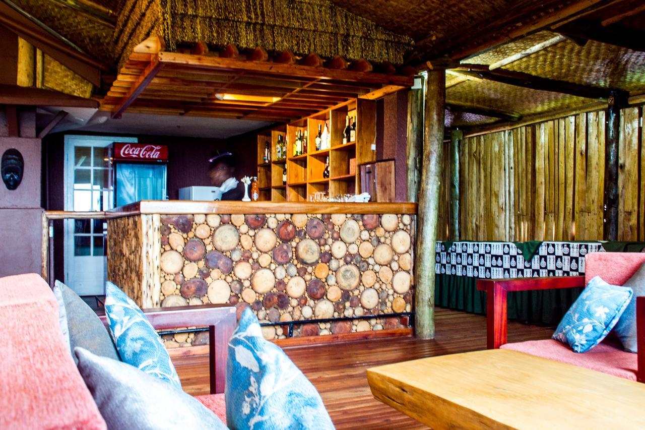 Queen Elizabeth Pvt Lodge Kichwamba Exterior photo
